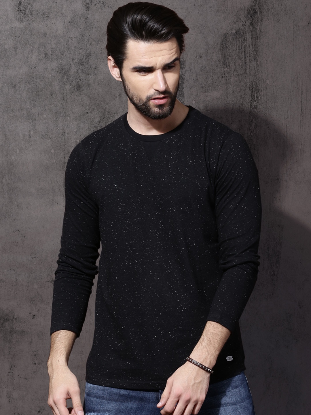 

Roadster Men Black Nepped Cotton T-shirt