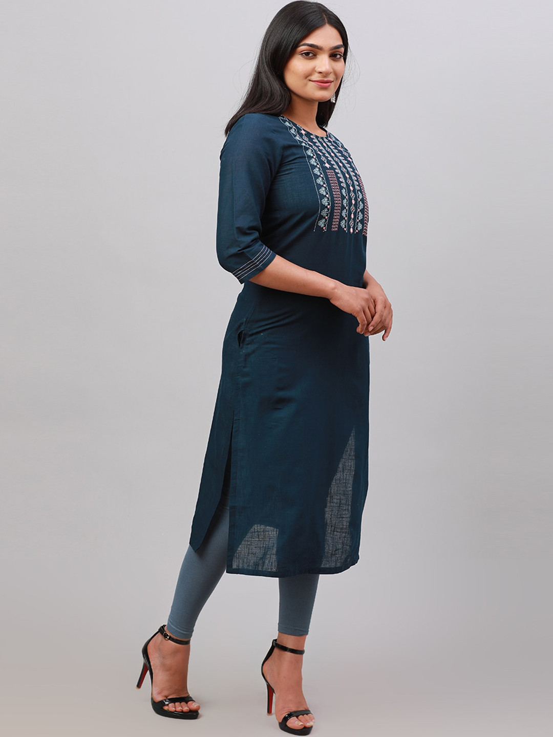 

Alena Ethnic Motifs Yoke Design Thread & Mirror Work Cotton Kurta, Navy blue