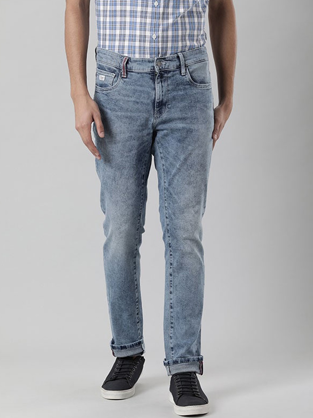 

Indian Terrain Men Brooklyn Mid Rise Heavy Fade Pure Cotton Jeans, Blue