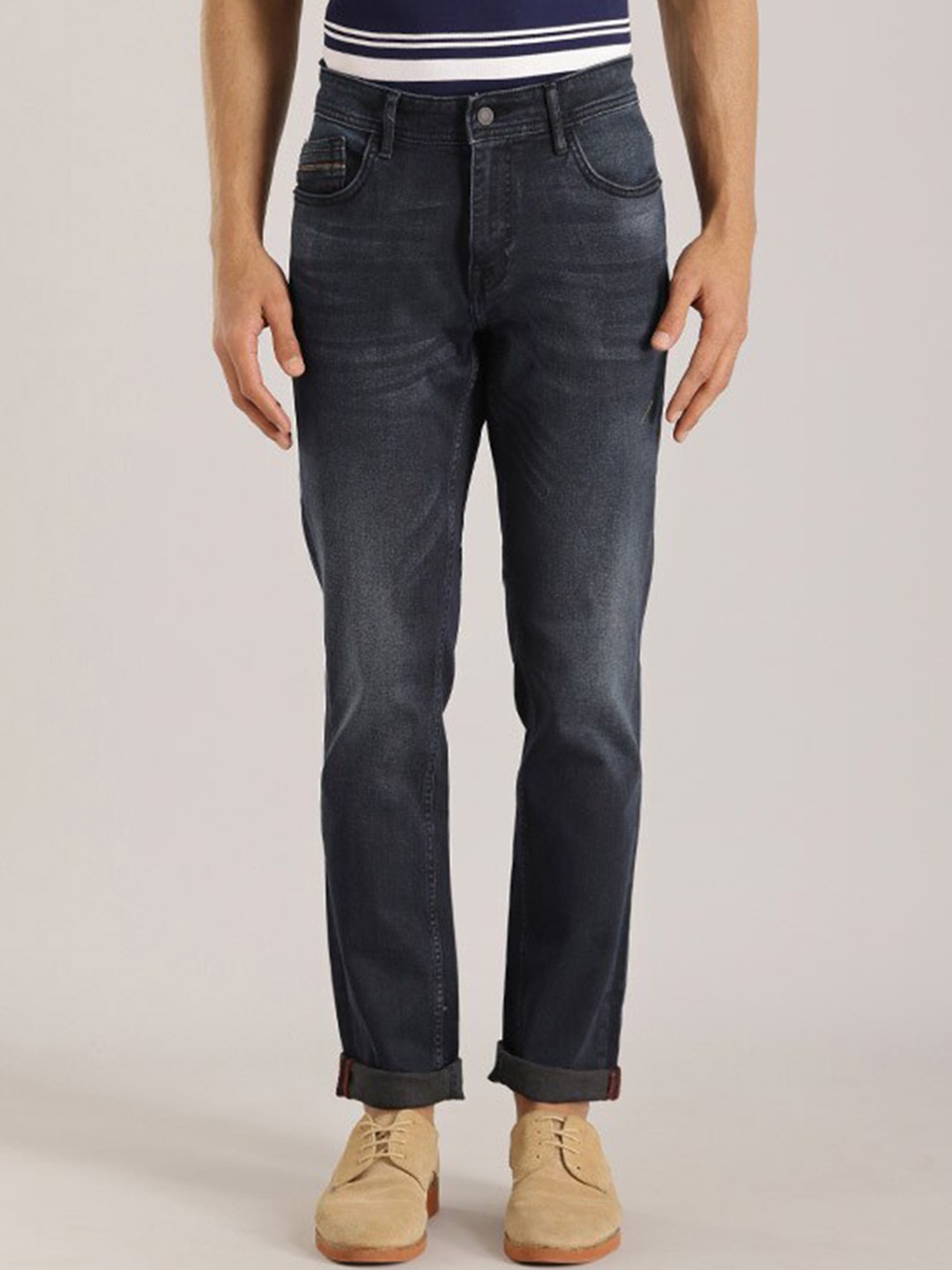 

Indian Terrain Men Brooklyn Slim Fit Light Fade Pure Cotton Jeans, Black