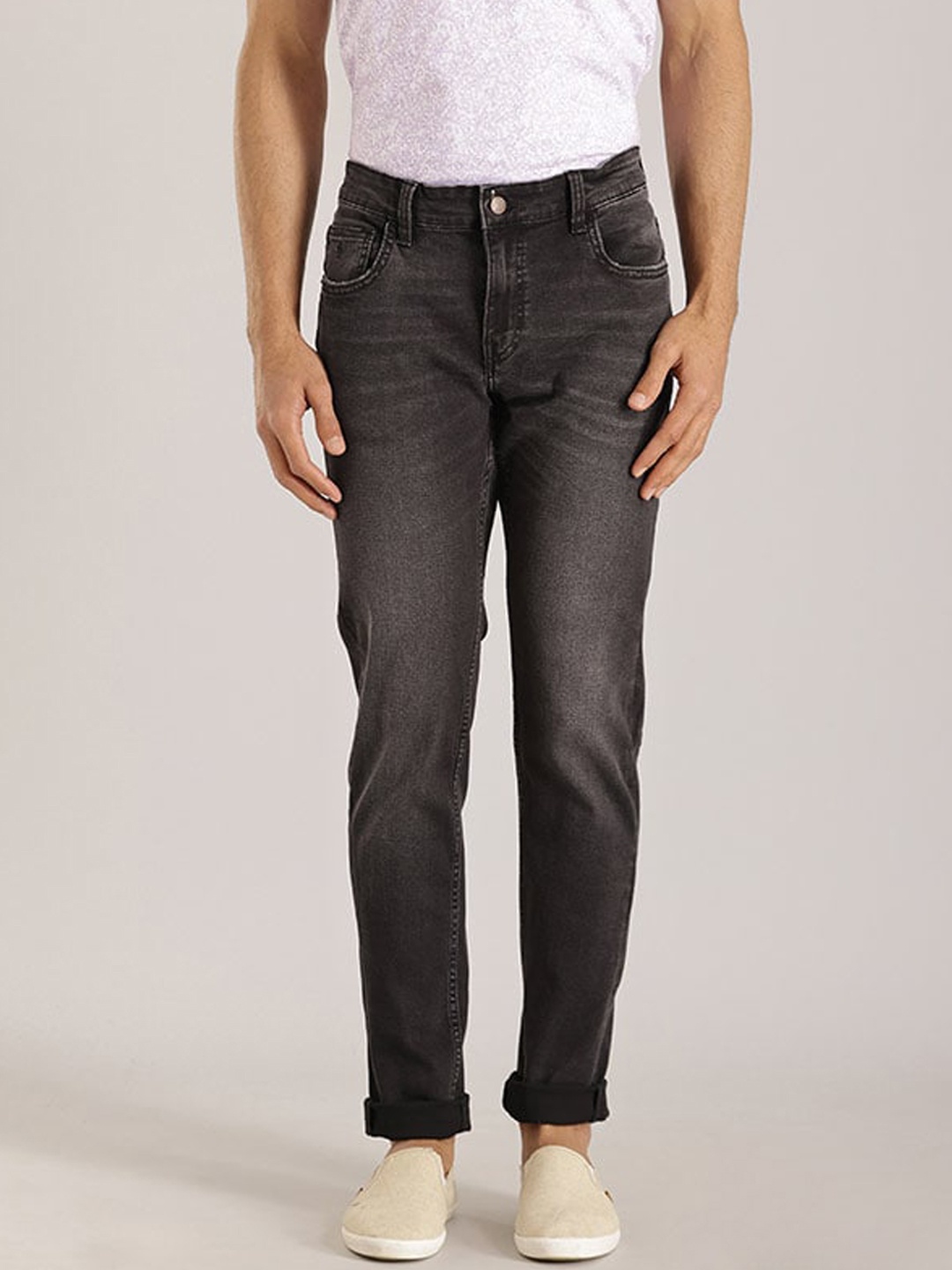 

Indian Terrain Men Brooklyn Mid Rise Light Fade Pure Cotton Jeans, Grey
