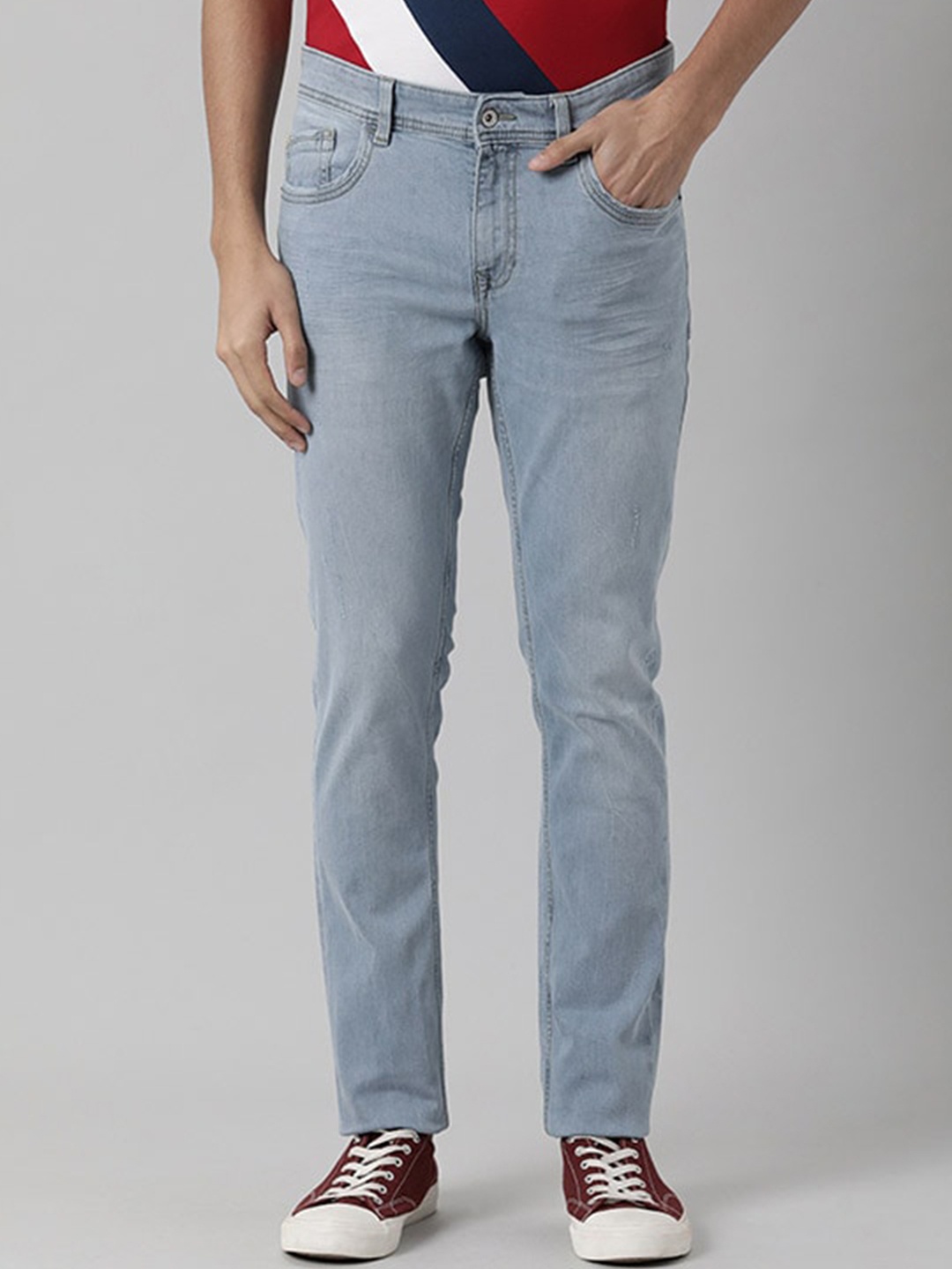 

Indian Terrain Men Brooklyn Slim Fit Light Fade Pure Cotton Jeans, Blue