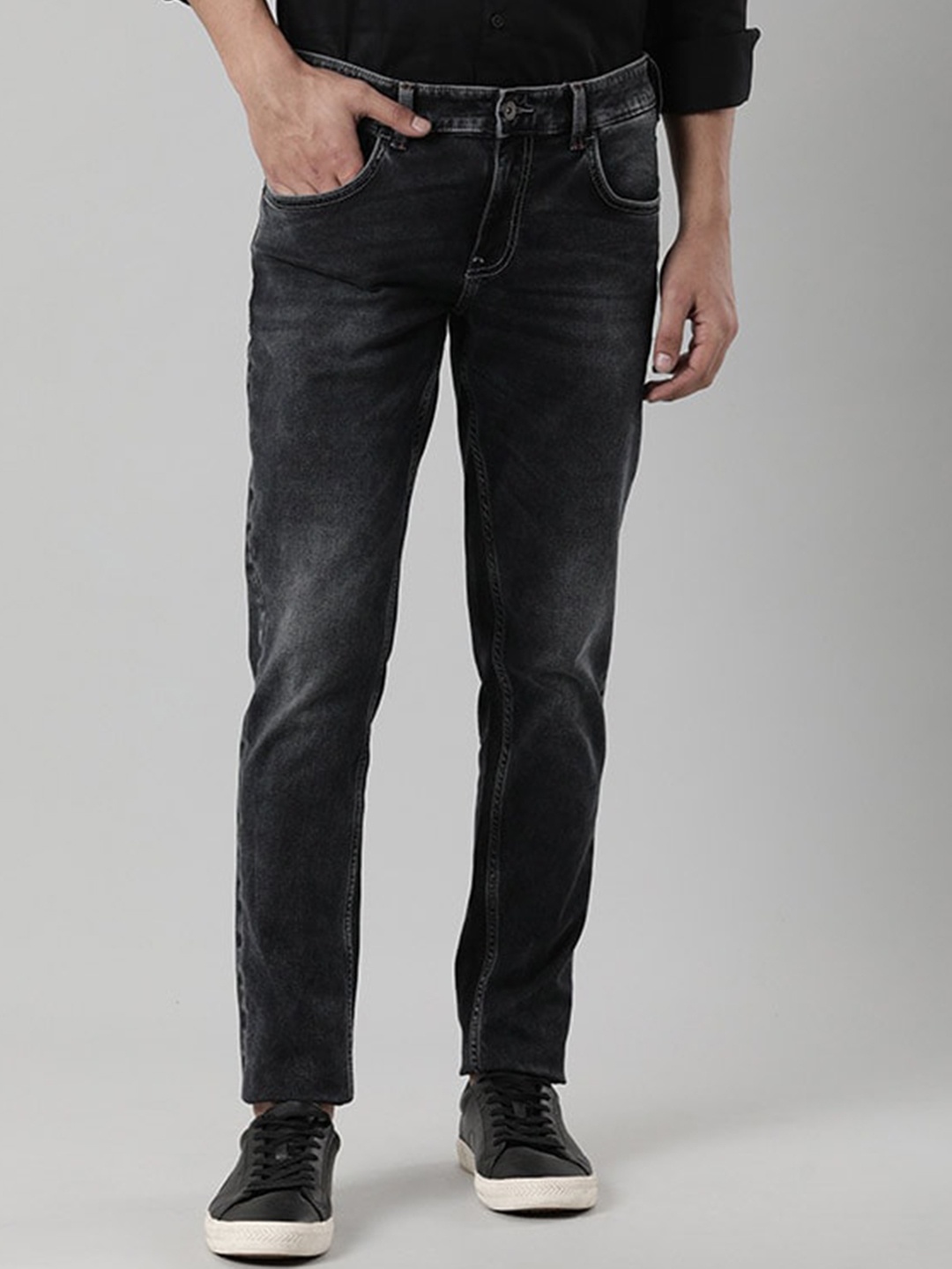 

Indian Terrain Men Brooklyn Slim Fit Heavy Fade Pure Cotton Jeans, Blue