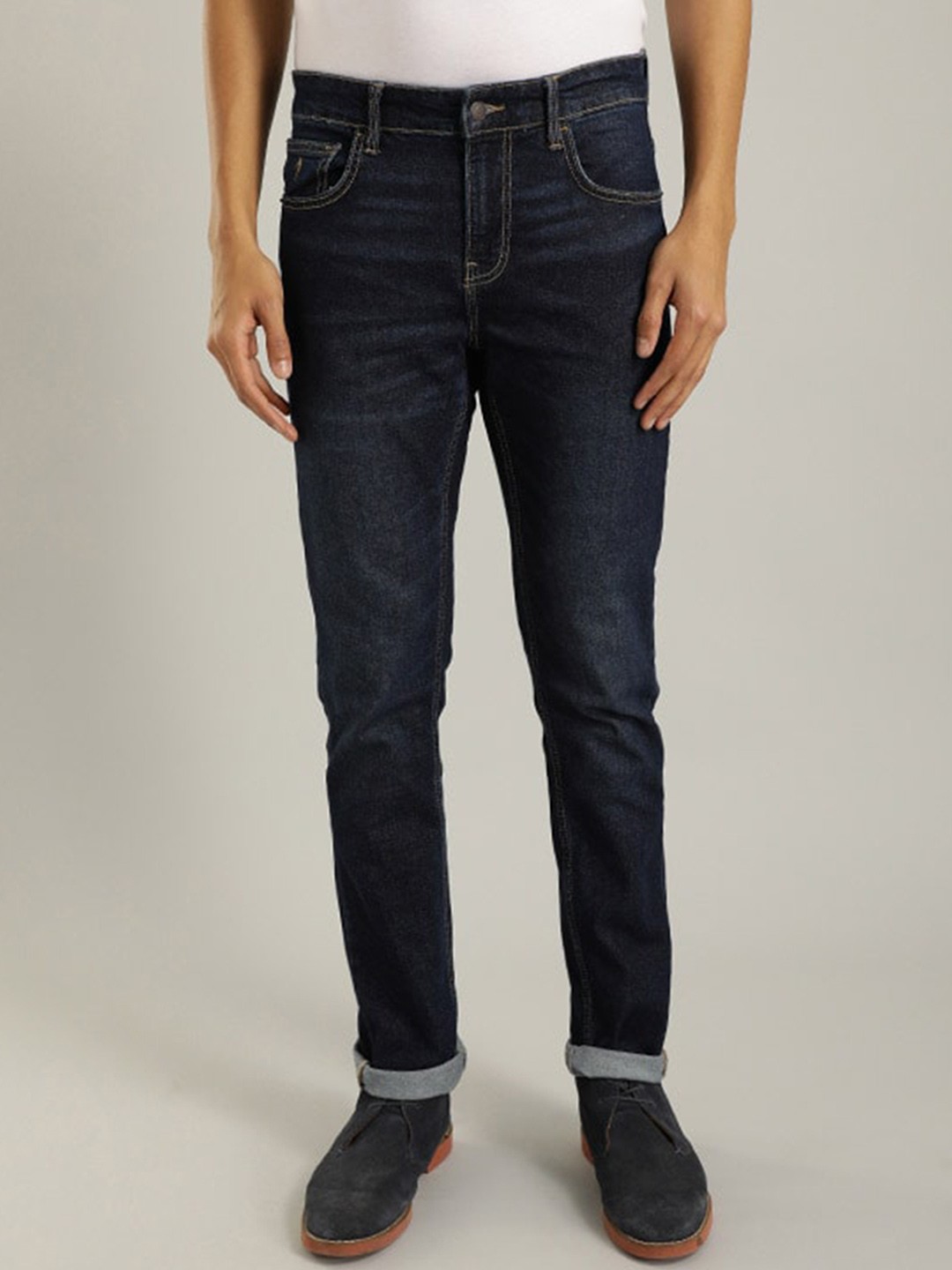 

Indian Terrain Men Brooklyn Slim Fit Light Fade Clean Look Pure Cotton Jeans, Blue