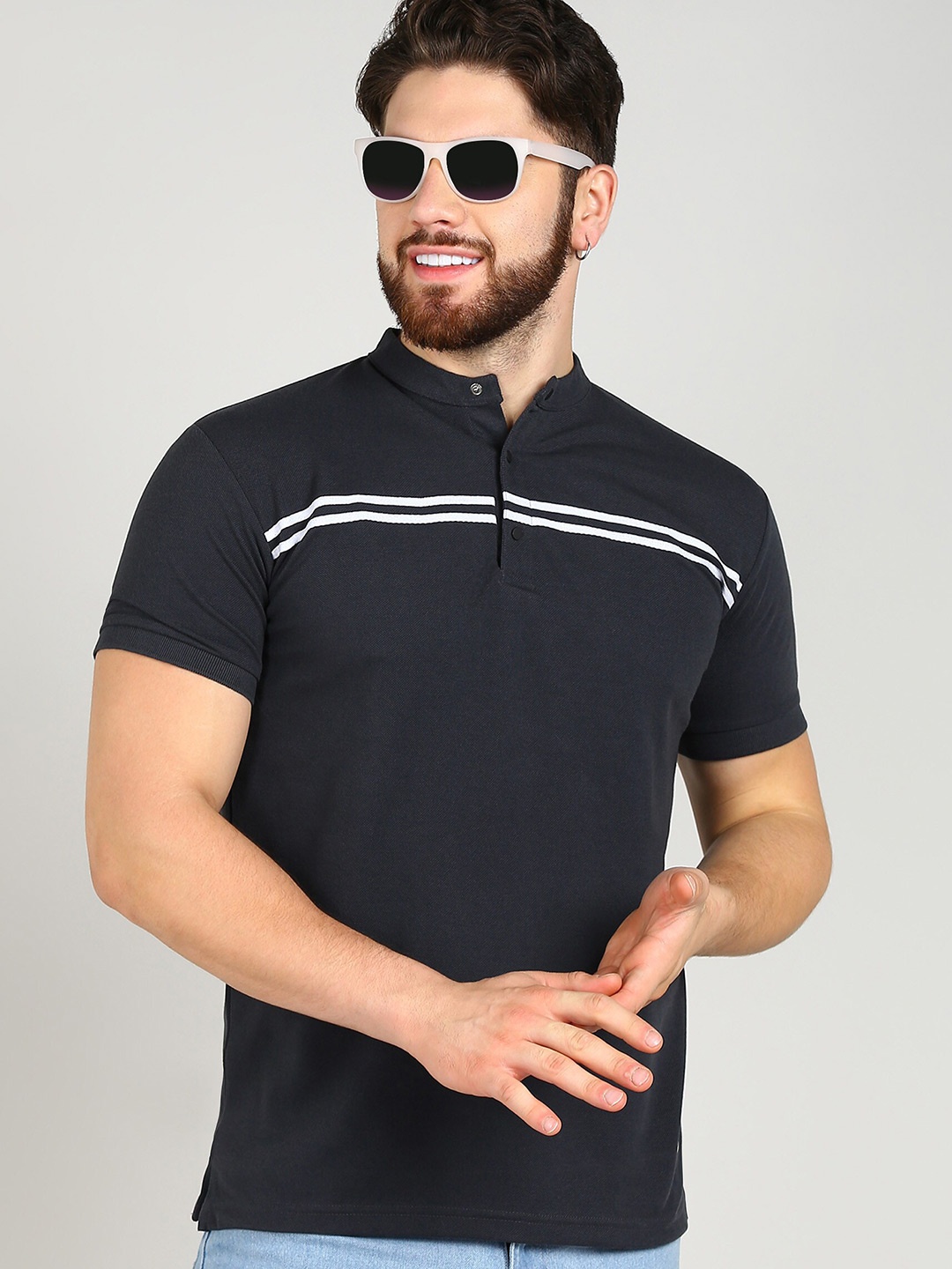 

Alan Jones Mandarin Collar Slim Fit T-Shirt, Black