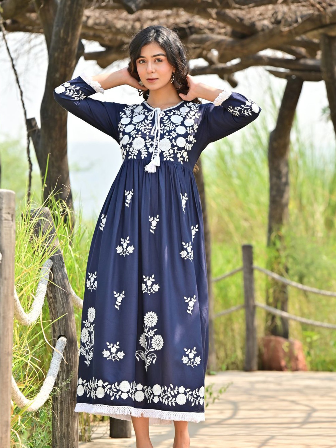 

Zolo Label Floral Print Flared Sleeve Maxi Dress, Blue
