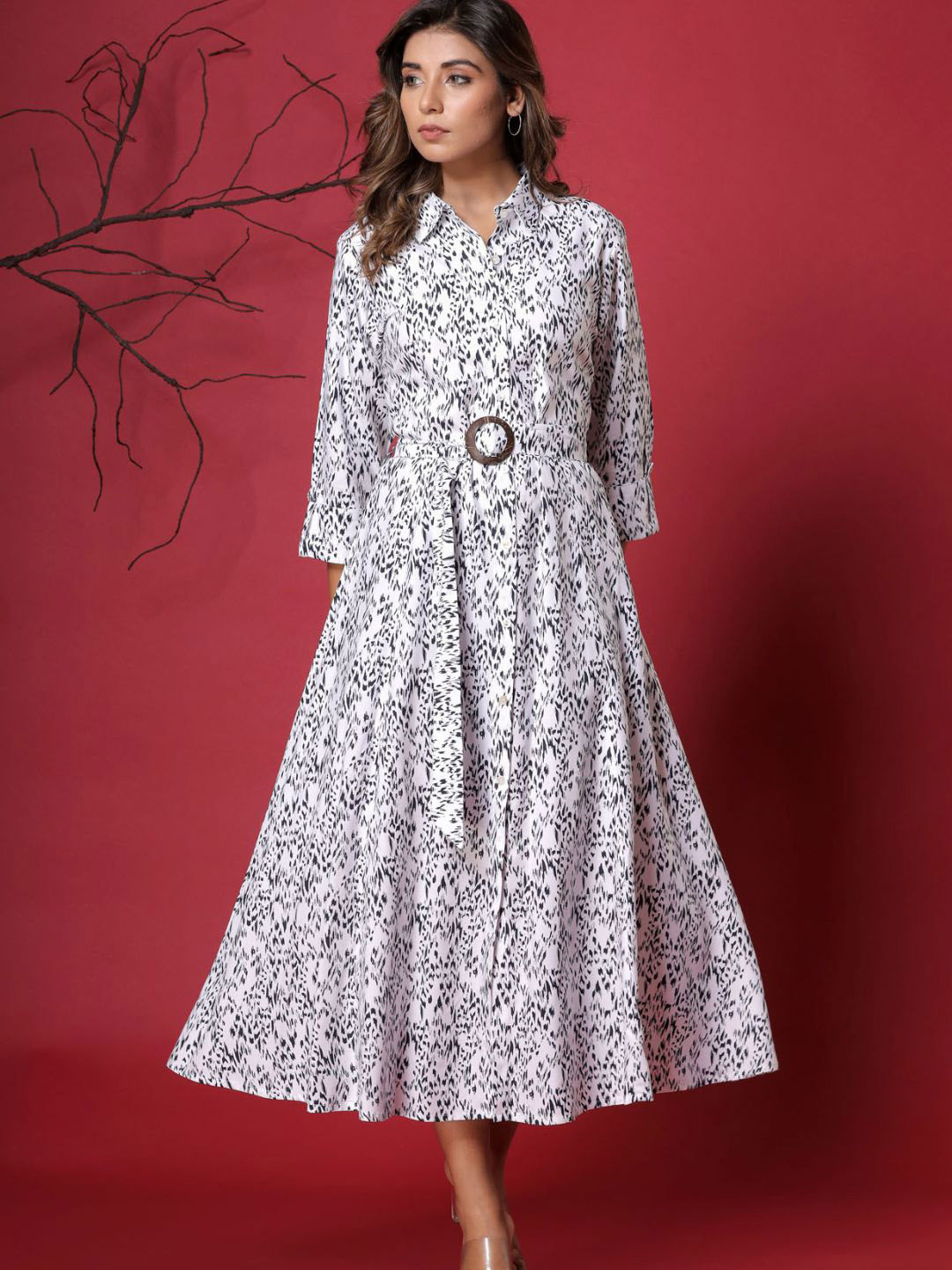 

Zolo Label Abstract Printed A-Line Midi Dress With Belt, White