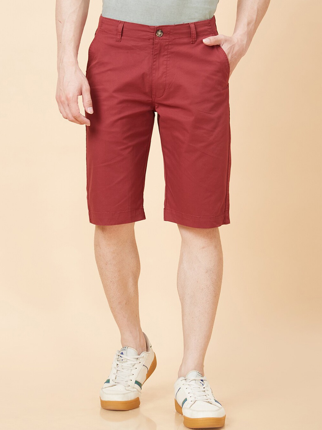 

Globus Men Maroon Mid-Rise Chino Shorts