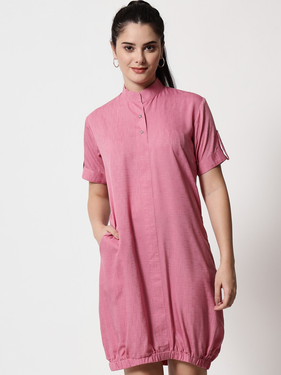 

Rudraaksha Creations Mandarin Collar Above Knee Sheath Dress, Pink