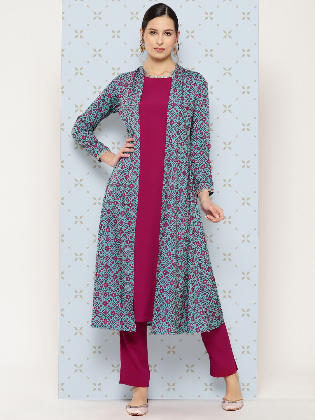 

Janasya Women Floral Printed Regular Gotta Patti Kurta with Trousers, Pink