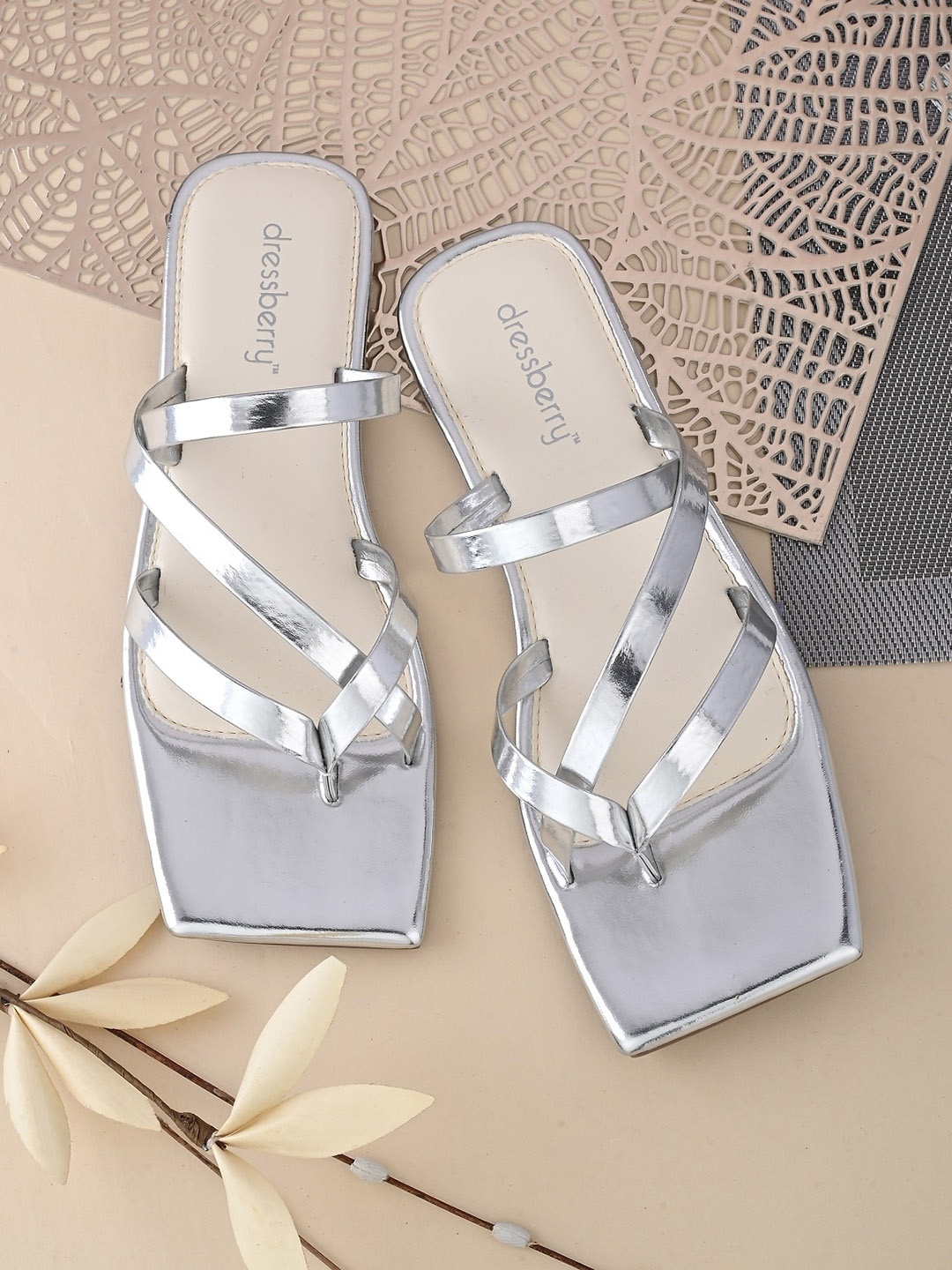 

DressBerry Silver-Toned Strappy One Toe Flats