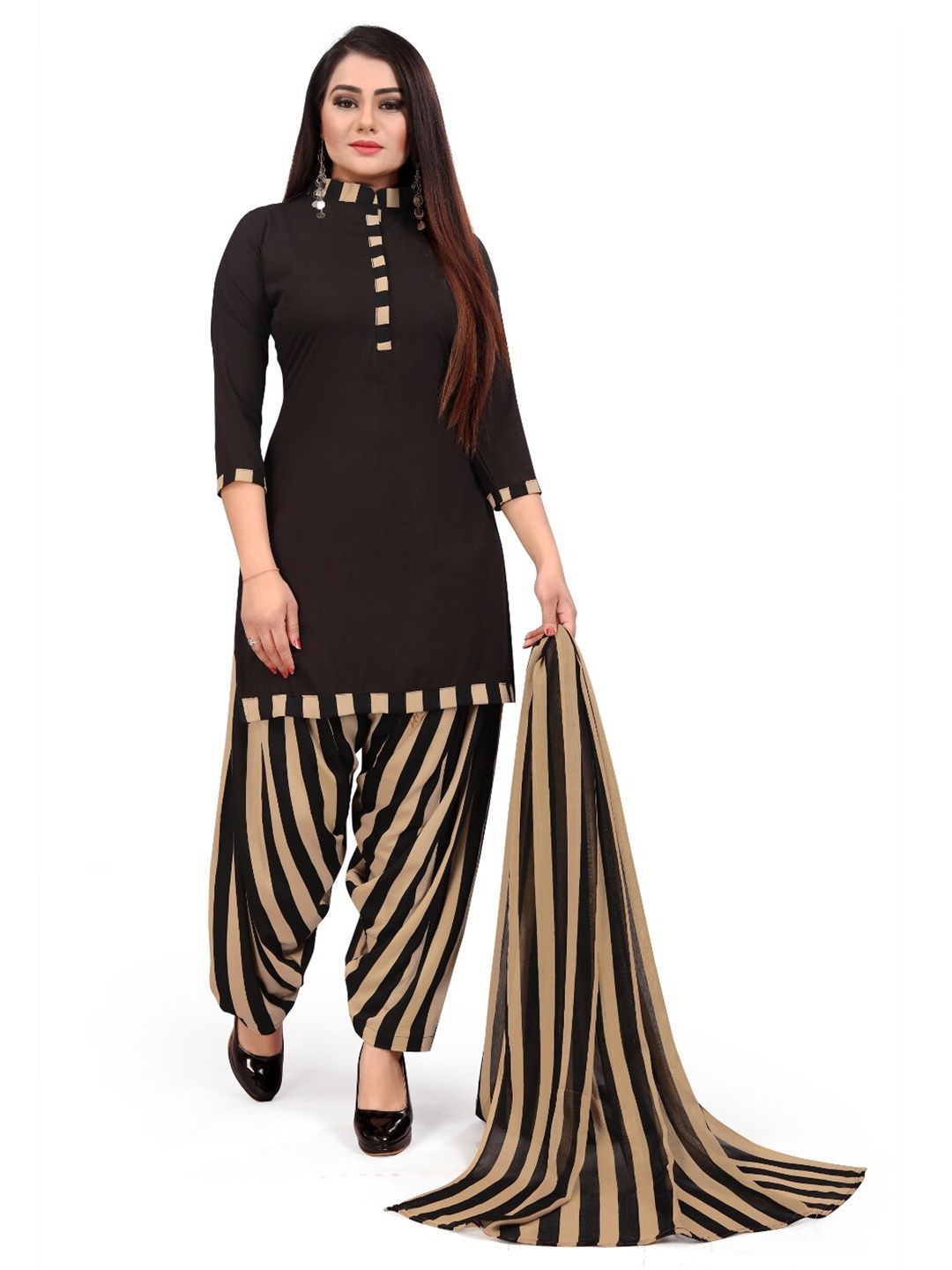 

INDIAN HERITAGE Printed Unstitched Dress Material, Black