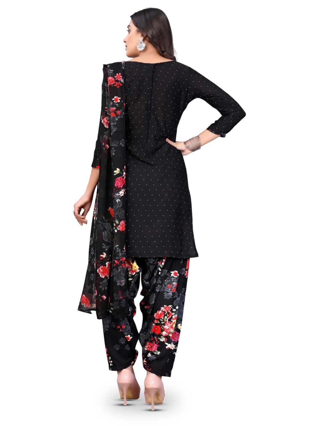 

INDIAN HERITAGE Floral Printed Unstitched Dress Material, Black