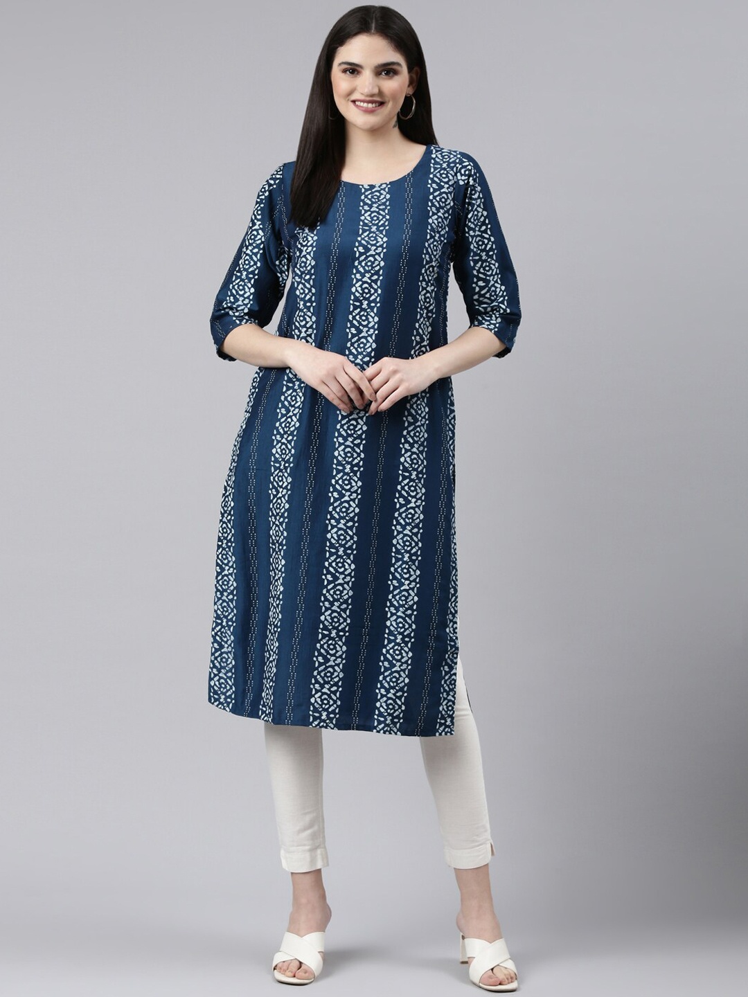 

GOLDSTROMS Ethnic Motifs Printed Straight Kurta, Blue
