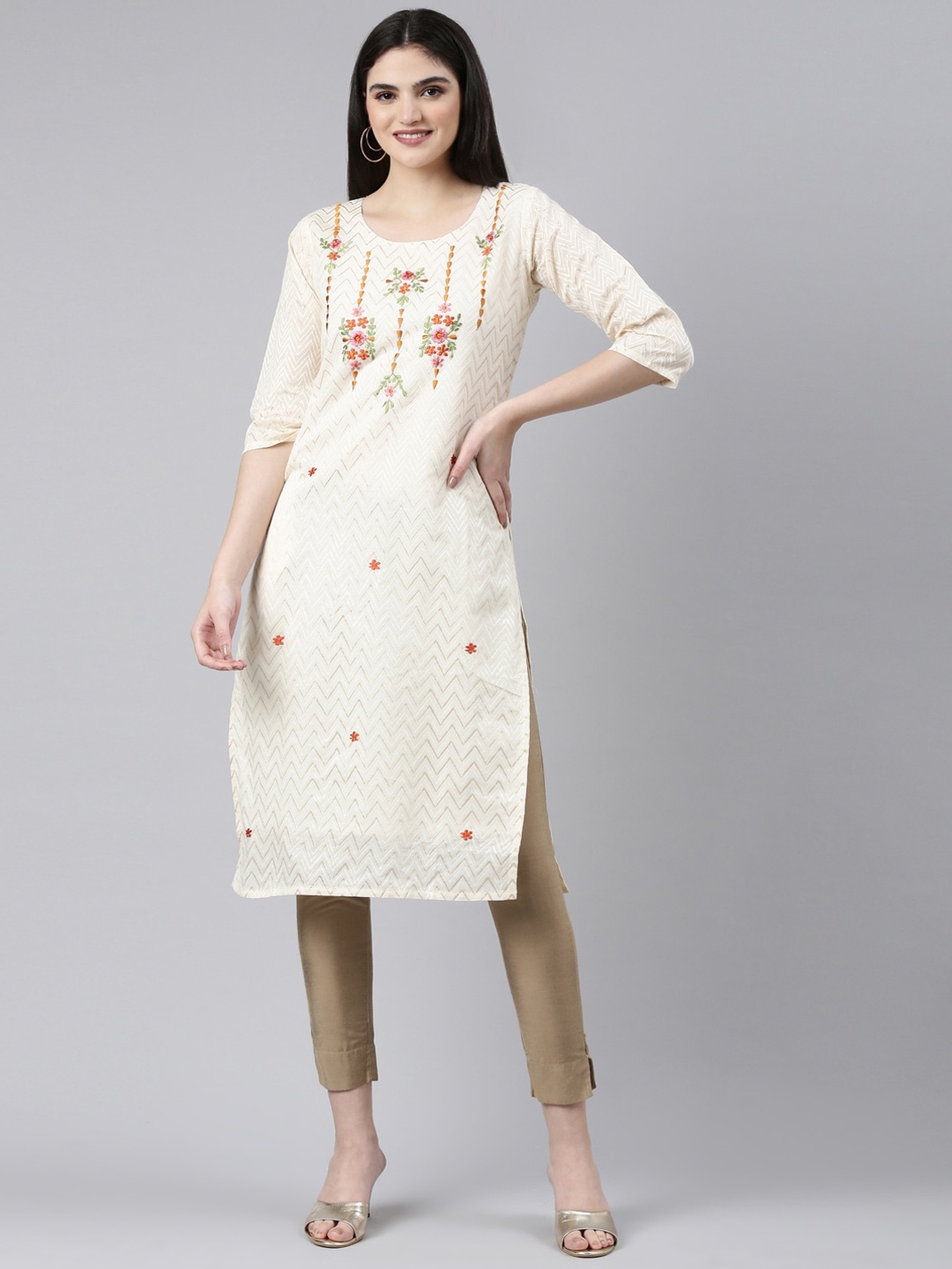 

GOLDSTROMS Geometric Embroidered Khadi Straight Kurta, Off white