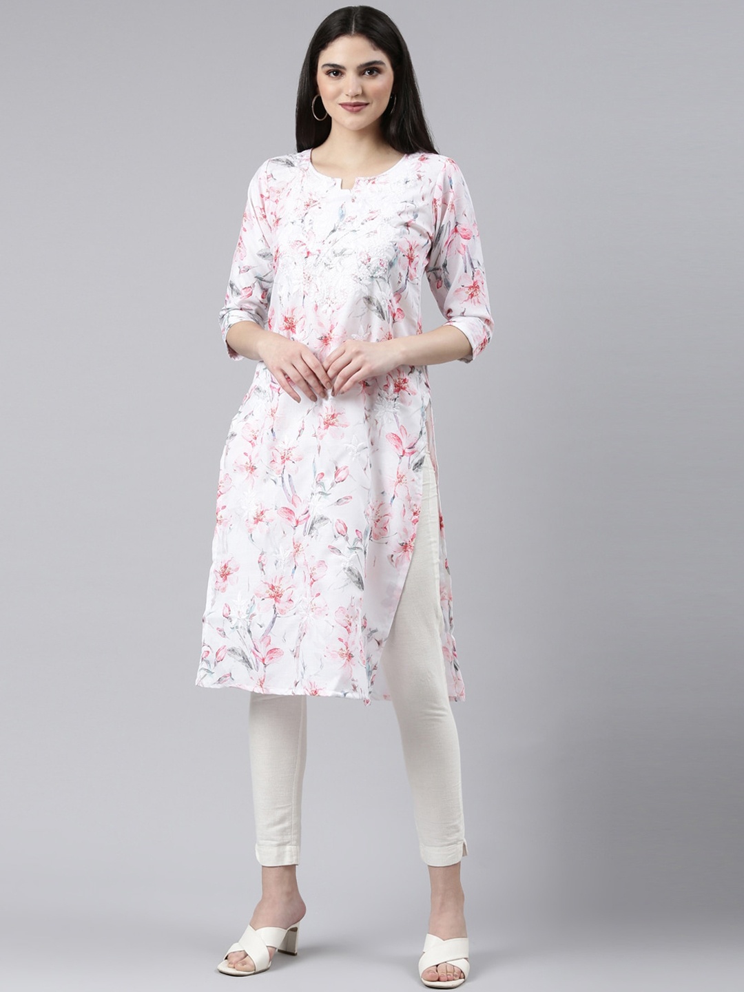 

GOLDSTROMS Floral Printed Thread Work Linen Cotton Kurta, White