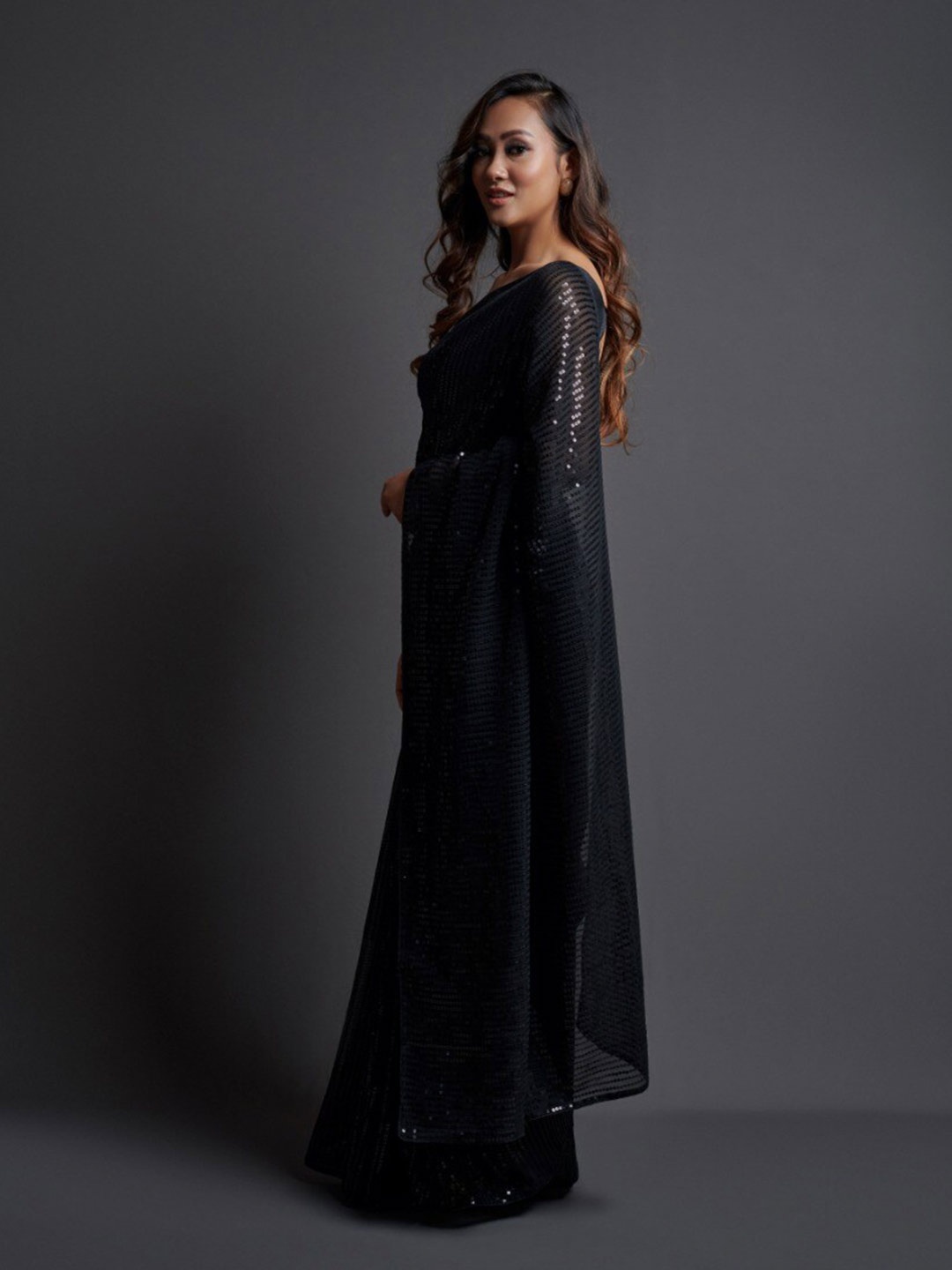 

VEERAX Sequinned Saree, Black