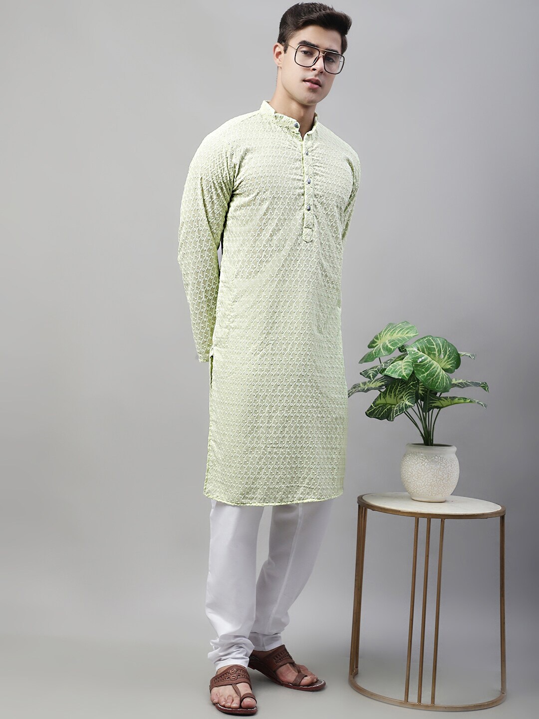 

Jompers Ethnic Motifs Embroidered Chikankari Pure Cotton Kurta with Churidar, Green