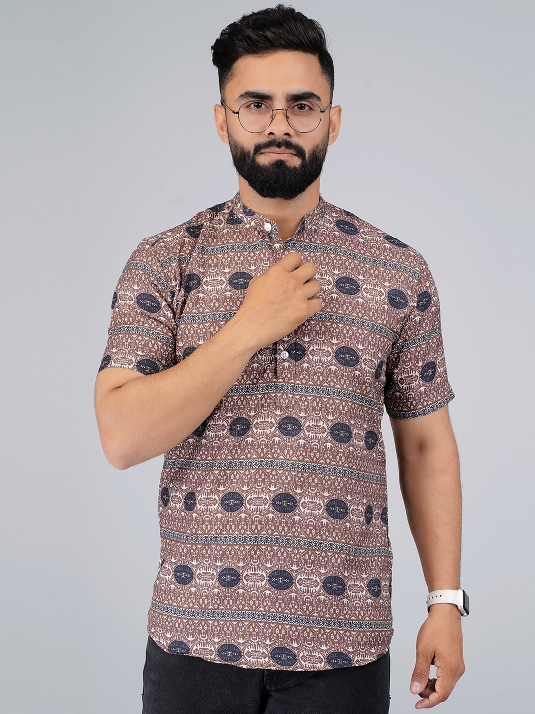 

Elepants Mandarin Collar Ethnic Motifs Printed Kurta, Brown