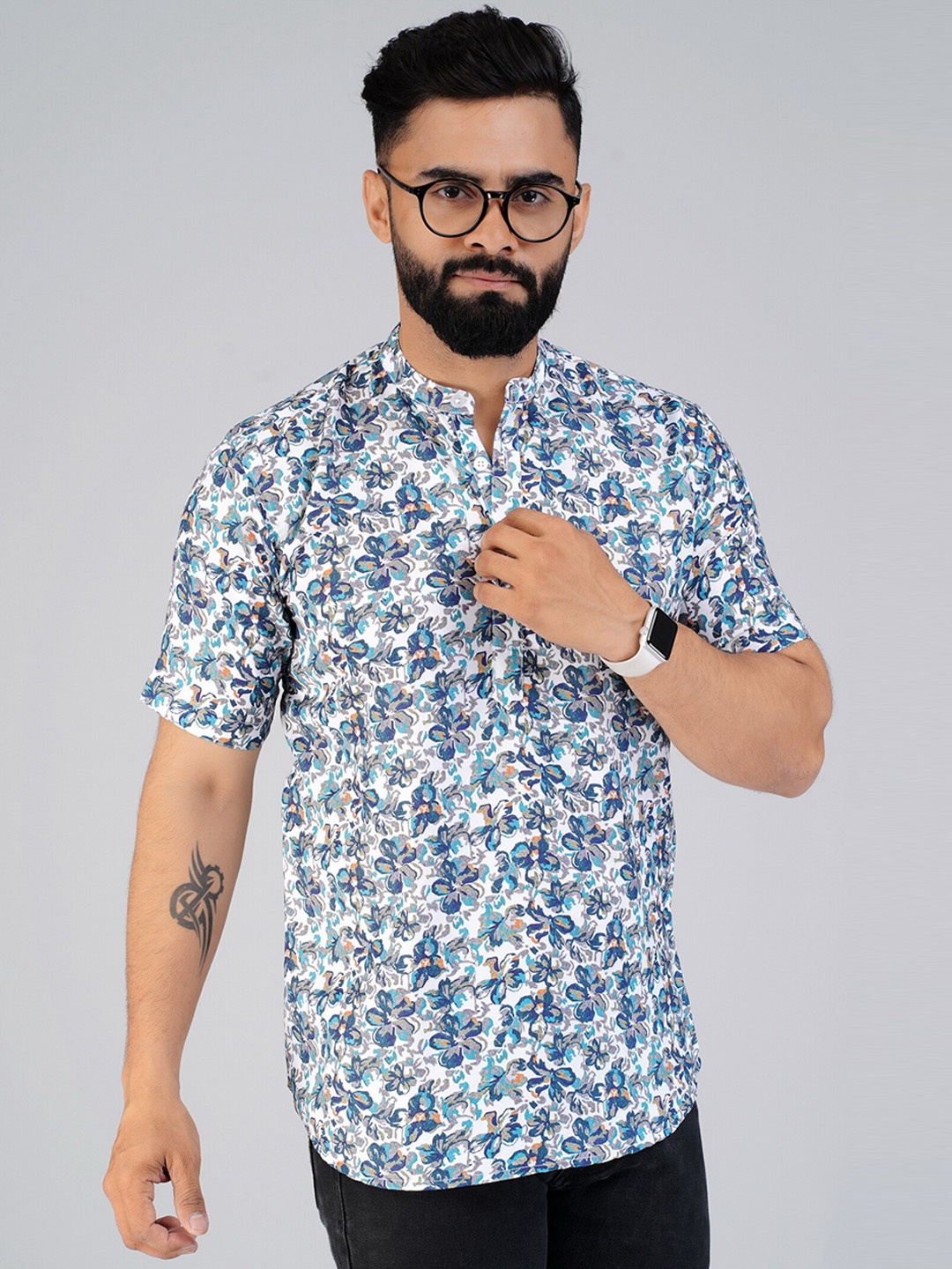 

Elepants Floral Printed Band Collar Short Kurta, White