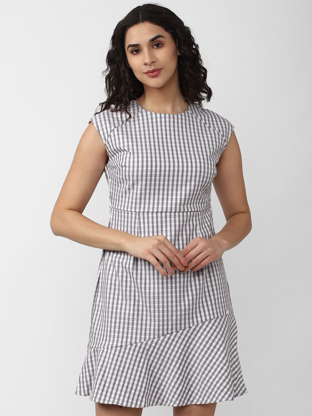 

Van Heusen Woman Checked Round Neck A-Line Dress, Grey