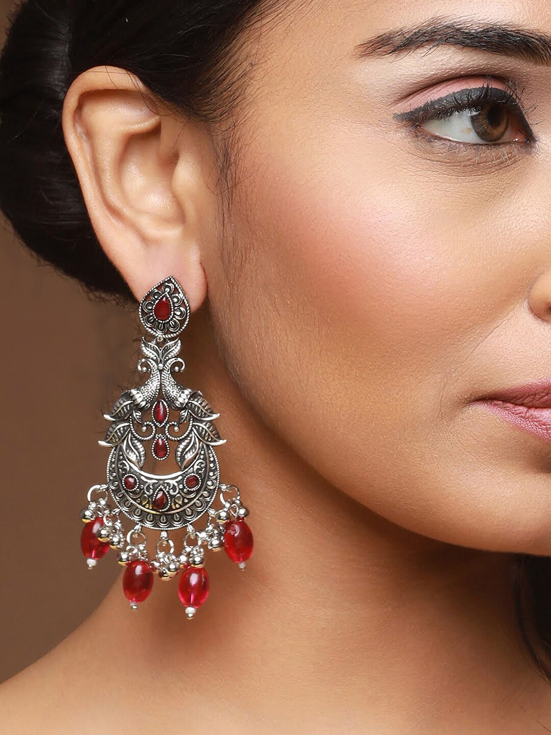 

Sangria Silver-Toned & Red Silver-Plated Kundan-Studded Chandbalis Earrings