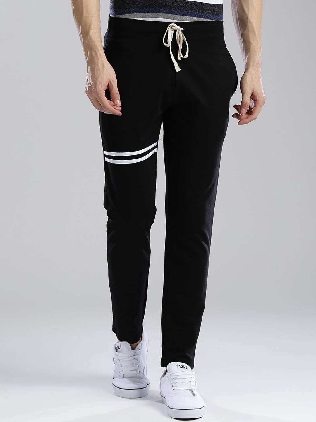 

Hubberholme Men Straight Fit Mid-Rise Pant, Black