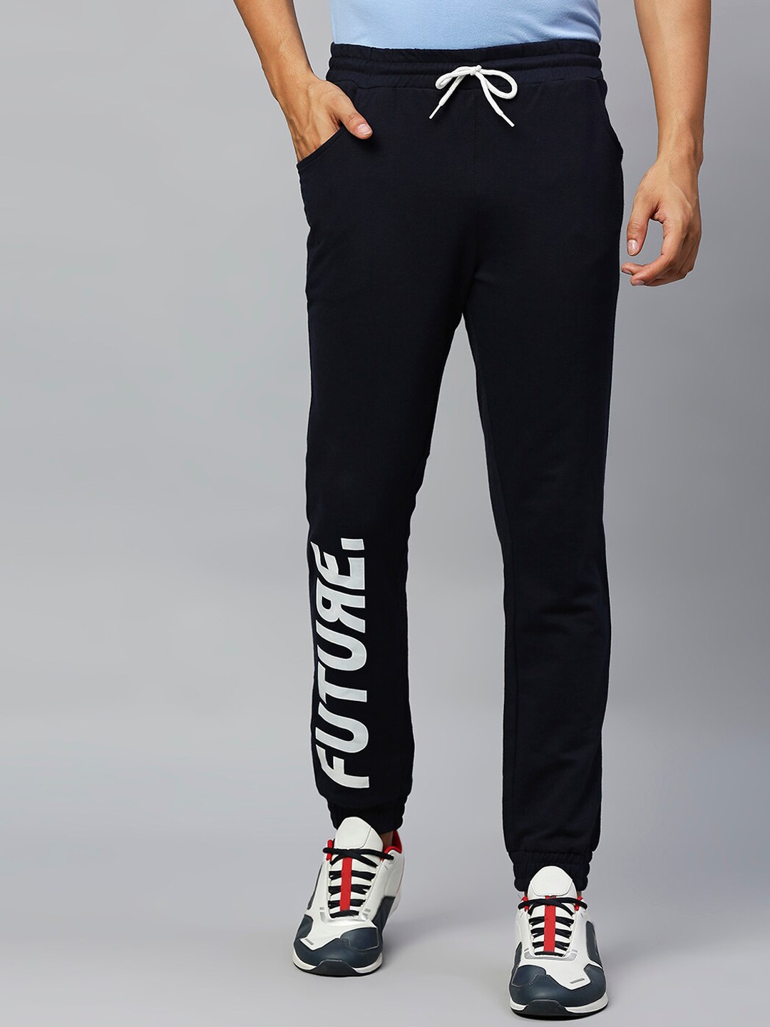 

Hubberholme Men Typography Printed Mid-Rise Slim Fit Joggers, Navy blue