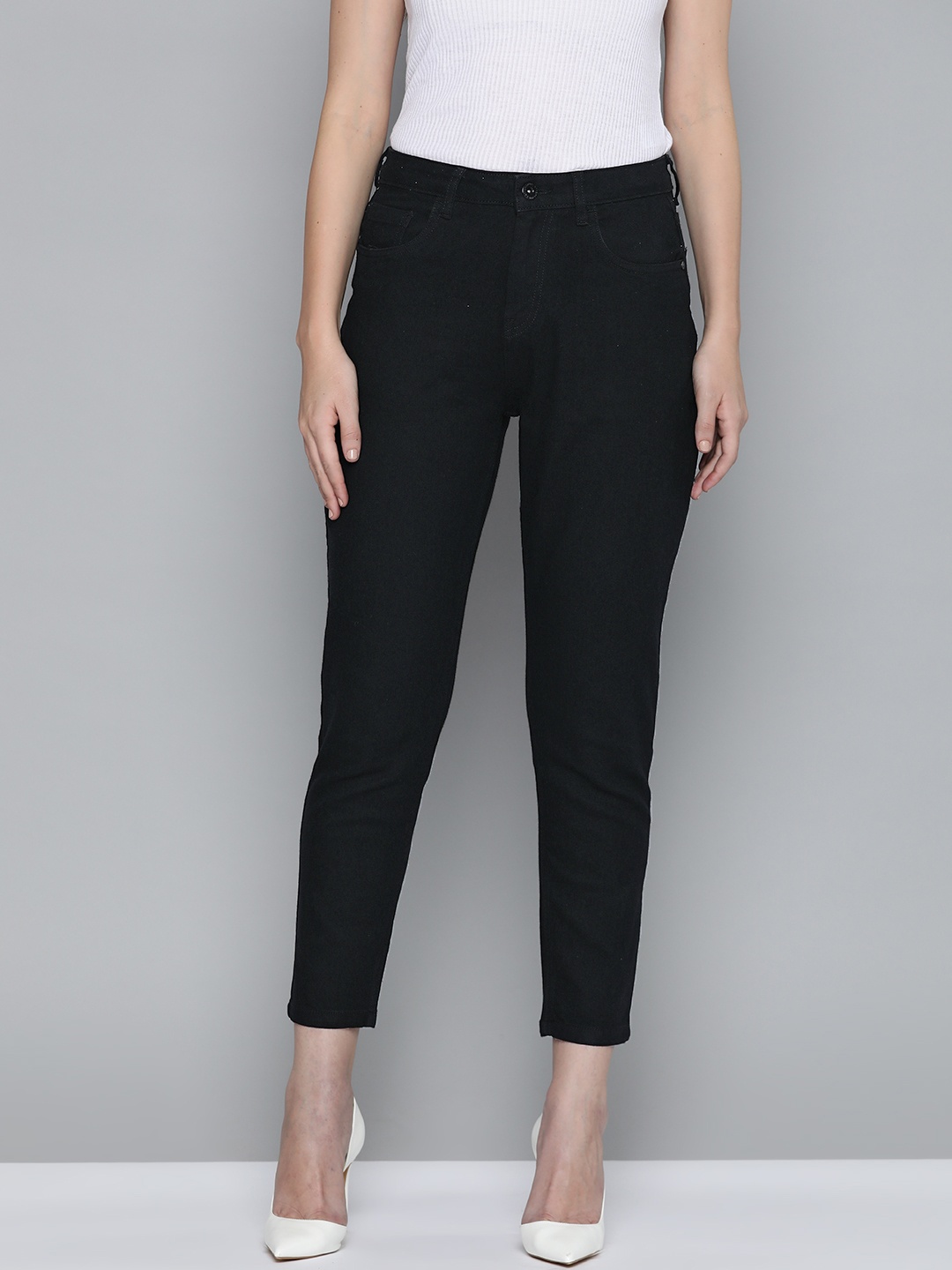 

Chemistry Women Mid-Rise Stretchable Mom-Fit Jeans, Black
