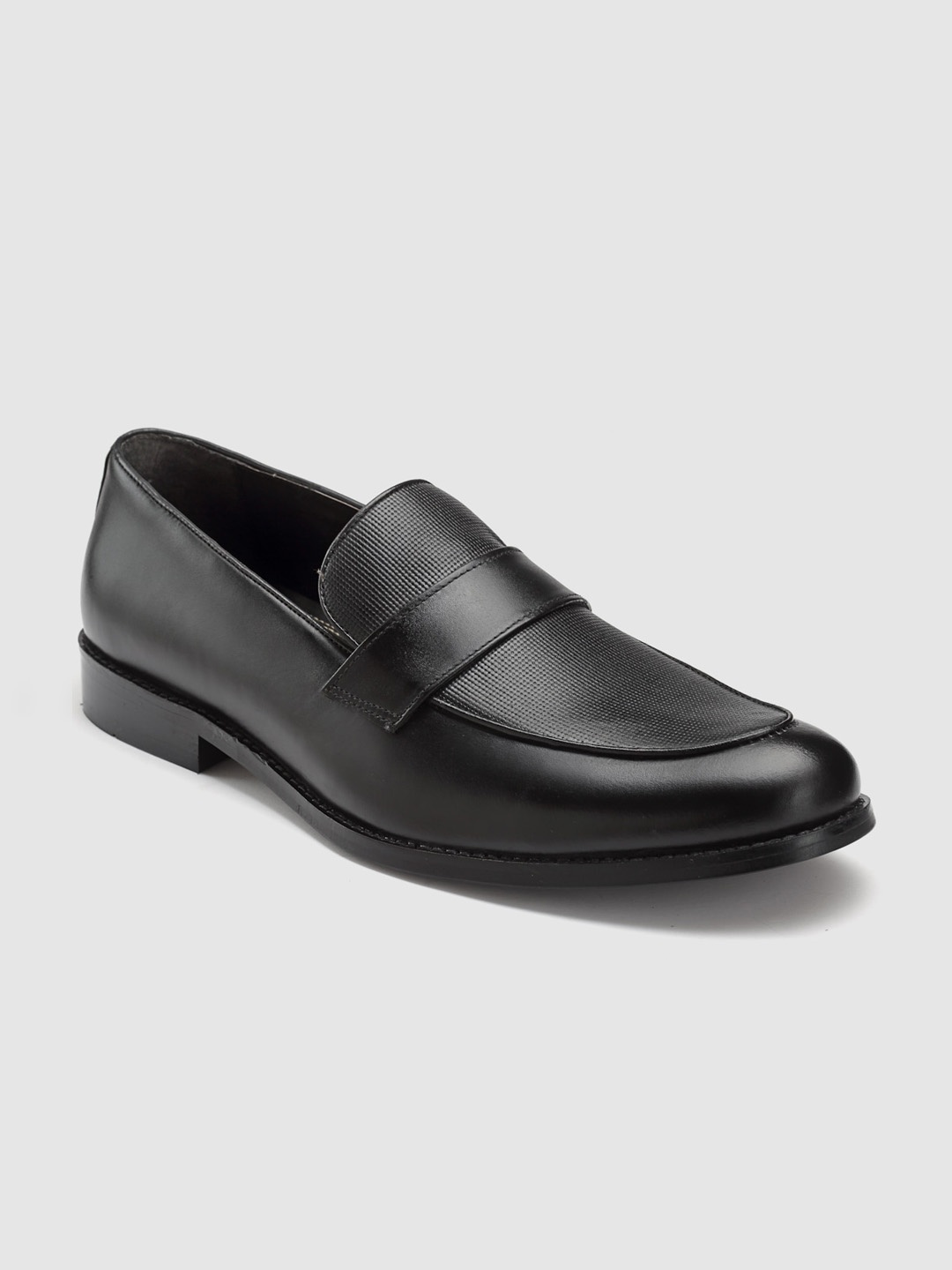 

HATS OFF ACCESSORIES Men Textured Leather Formal Loafers, Black
