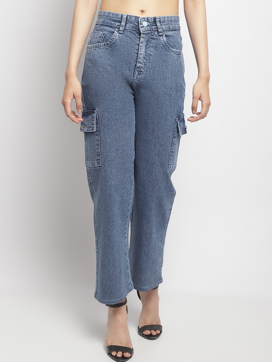 

ELLIS Women Smart Straight Fit Light Fade Clean Look Cotton Cargo Jeans, Blue