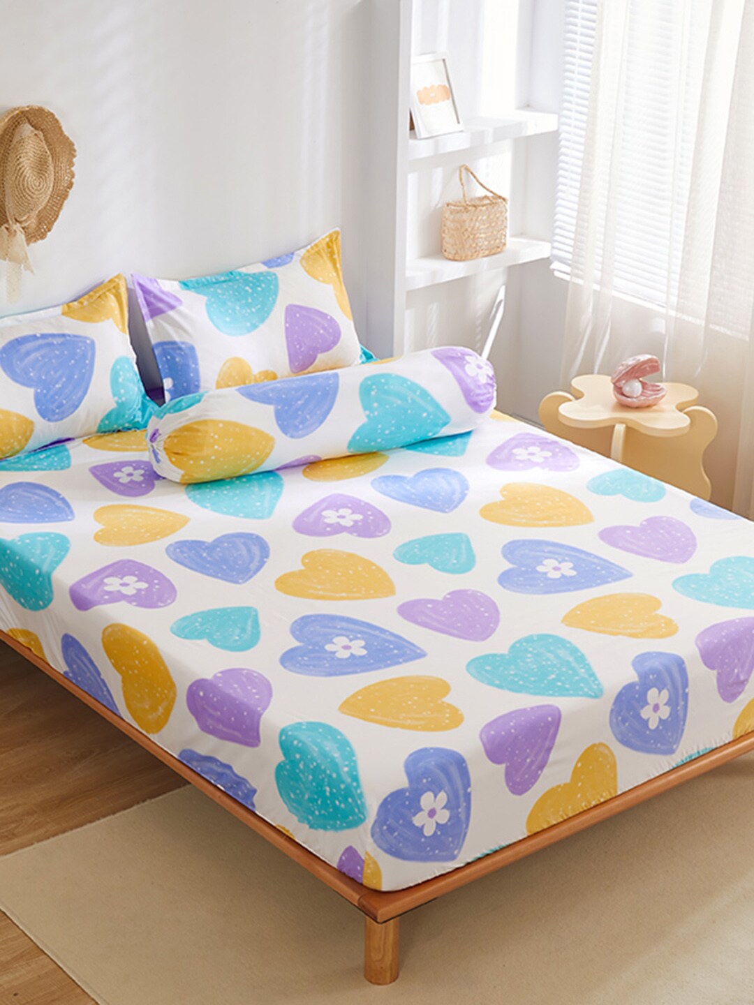 

JC HOME White & Blue Printed 150 TC Fitted Queen Bedsheet & 2 Pillow Covers