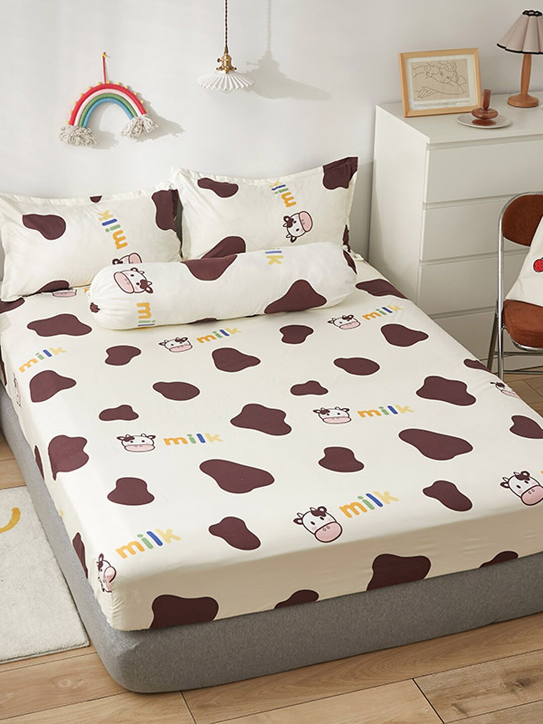 

JC HOME White & Brown Printed 150 TC Fitted Single Bedsheet & Pillow Cover