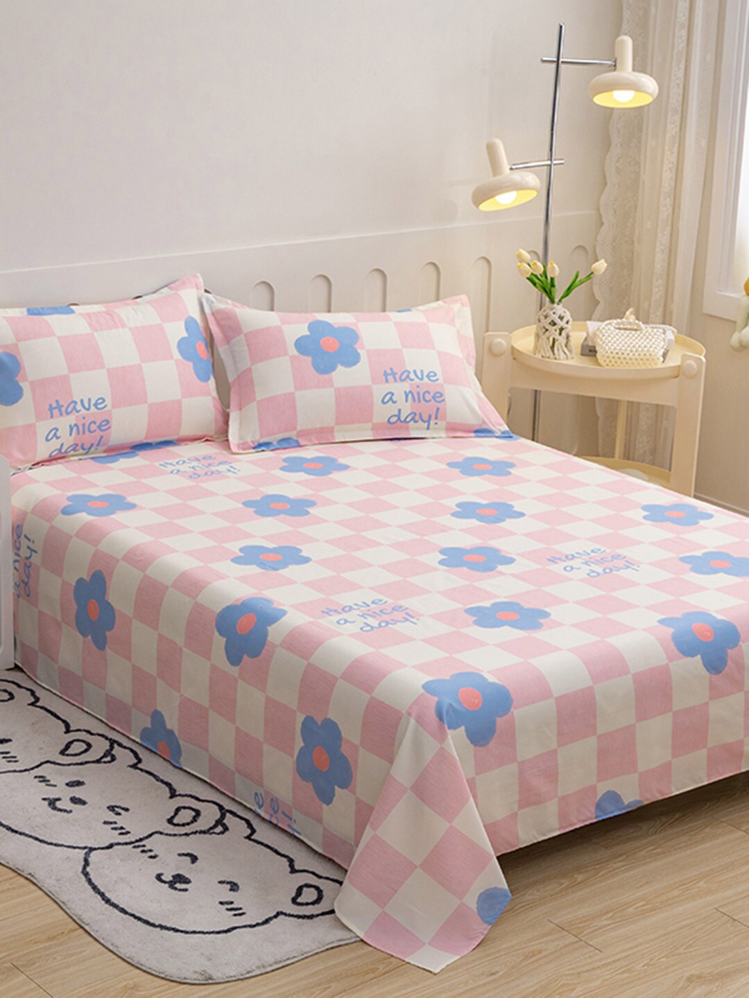 

JC HOME Pink & White Floral 140 TC King Bedsheet With 2 Pillow Covers