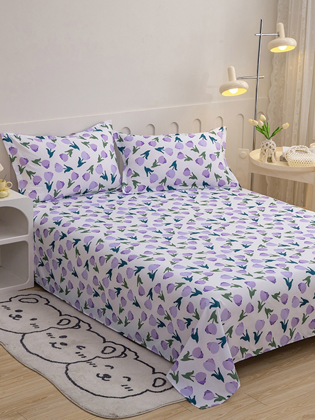 

JC HOME White & Green Graphic 140 TC Single Bedsheet with 2 Pillow Cover