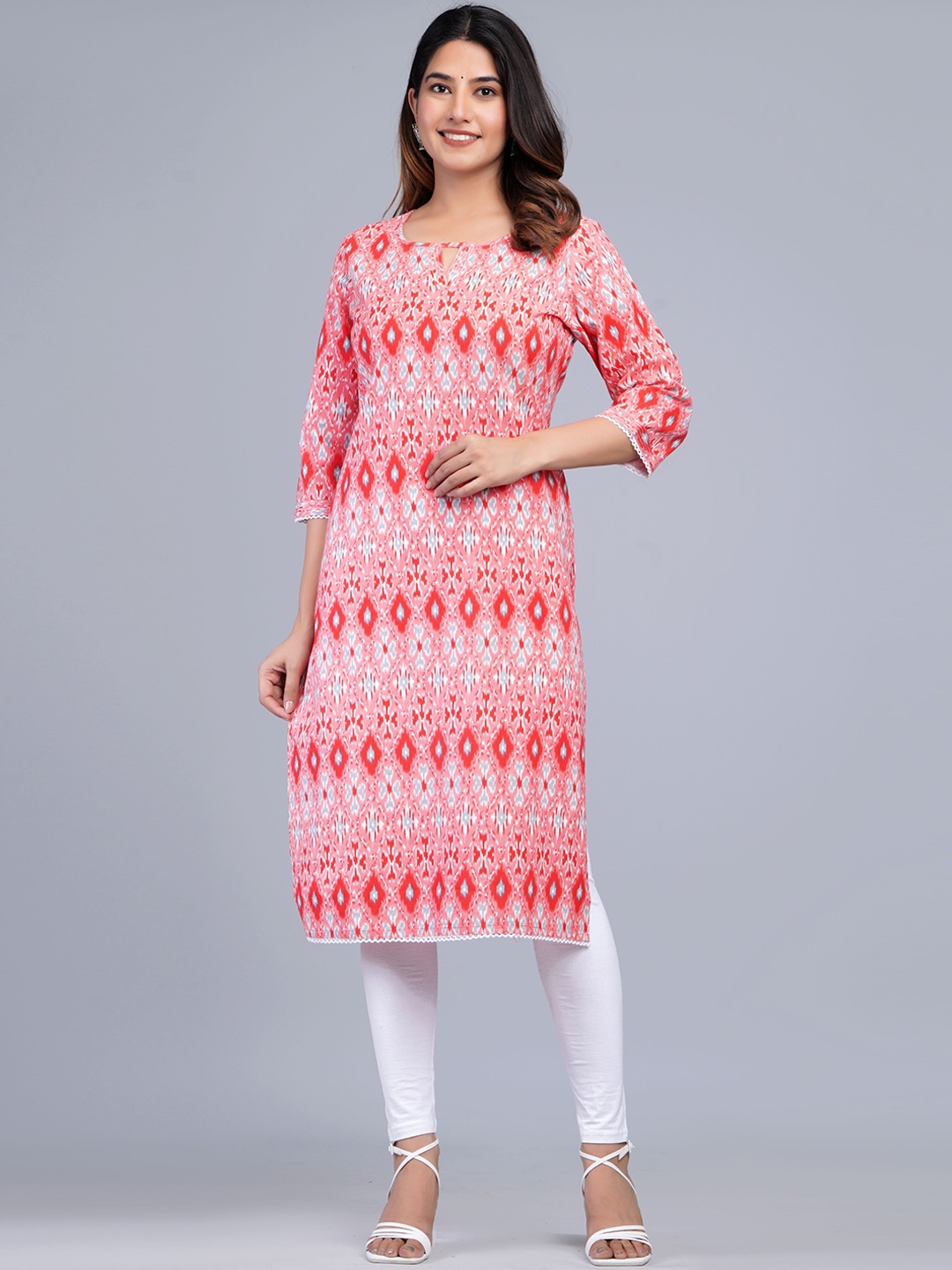 

The Kurta Express Geometric Printed Cotton Straight Kurta, Peach