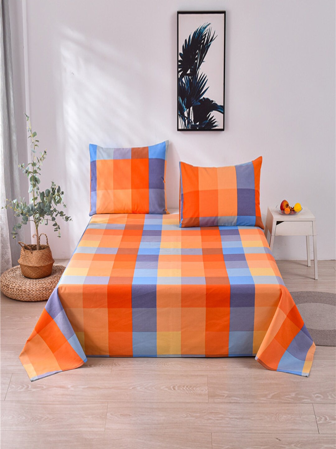 

JC HOME Orange & Blue Geometric 160 TC King Bedsheet with 2 Pillow Covers