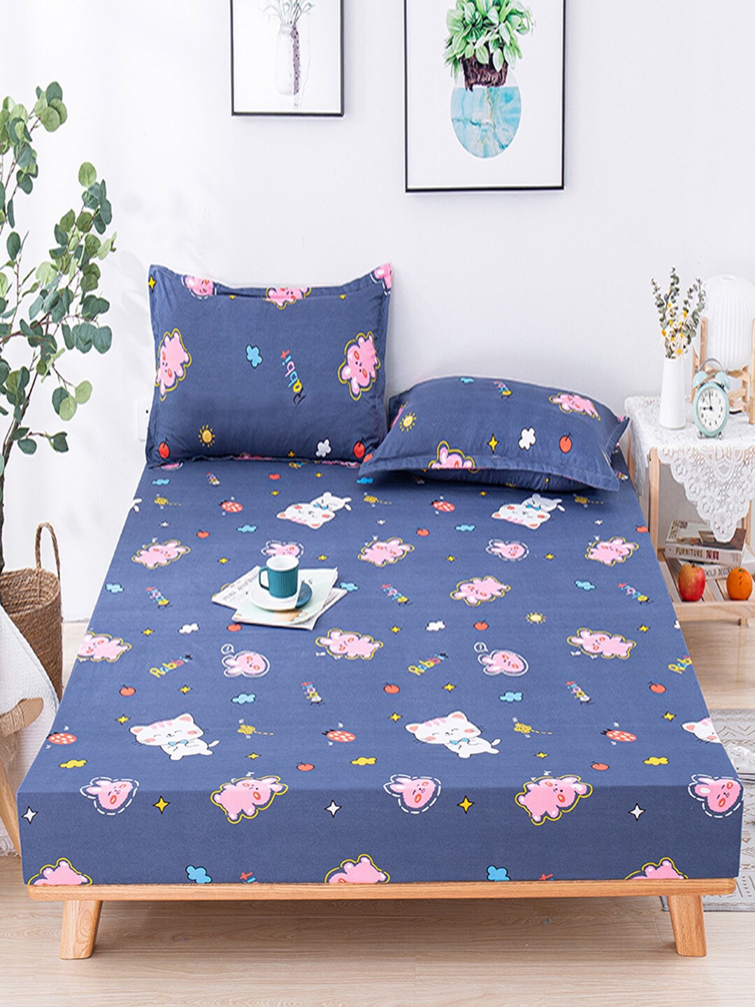 

JC Collection Blue & Pink Graphic 150 TC Fitted King Bedsheet with 2 Pillow Covers