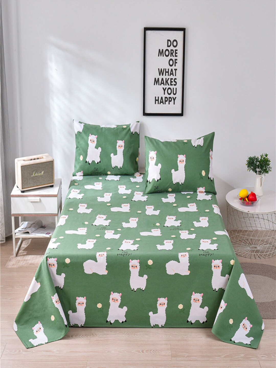 

JC HOME Green & White 160 TC Queen Bedsheet with 2 Pillow Covers