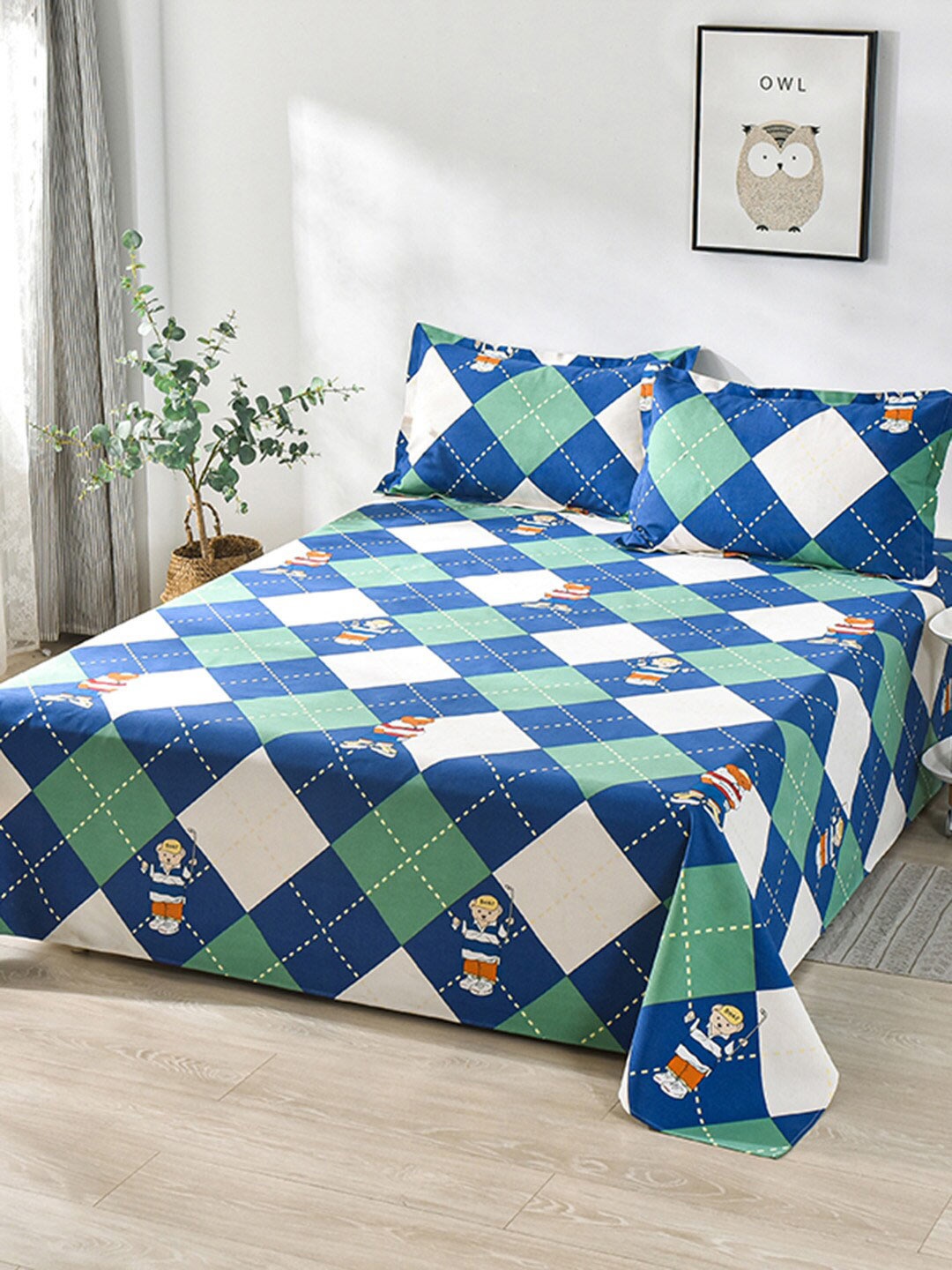

JC HOME Blue & White Geometric 160 TC Queen Bedsheet & 2 Pillow Covers