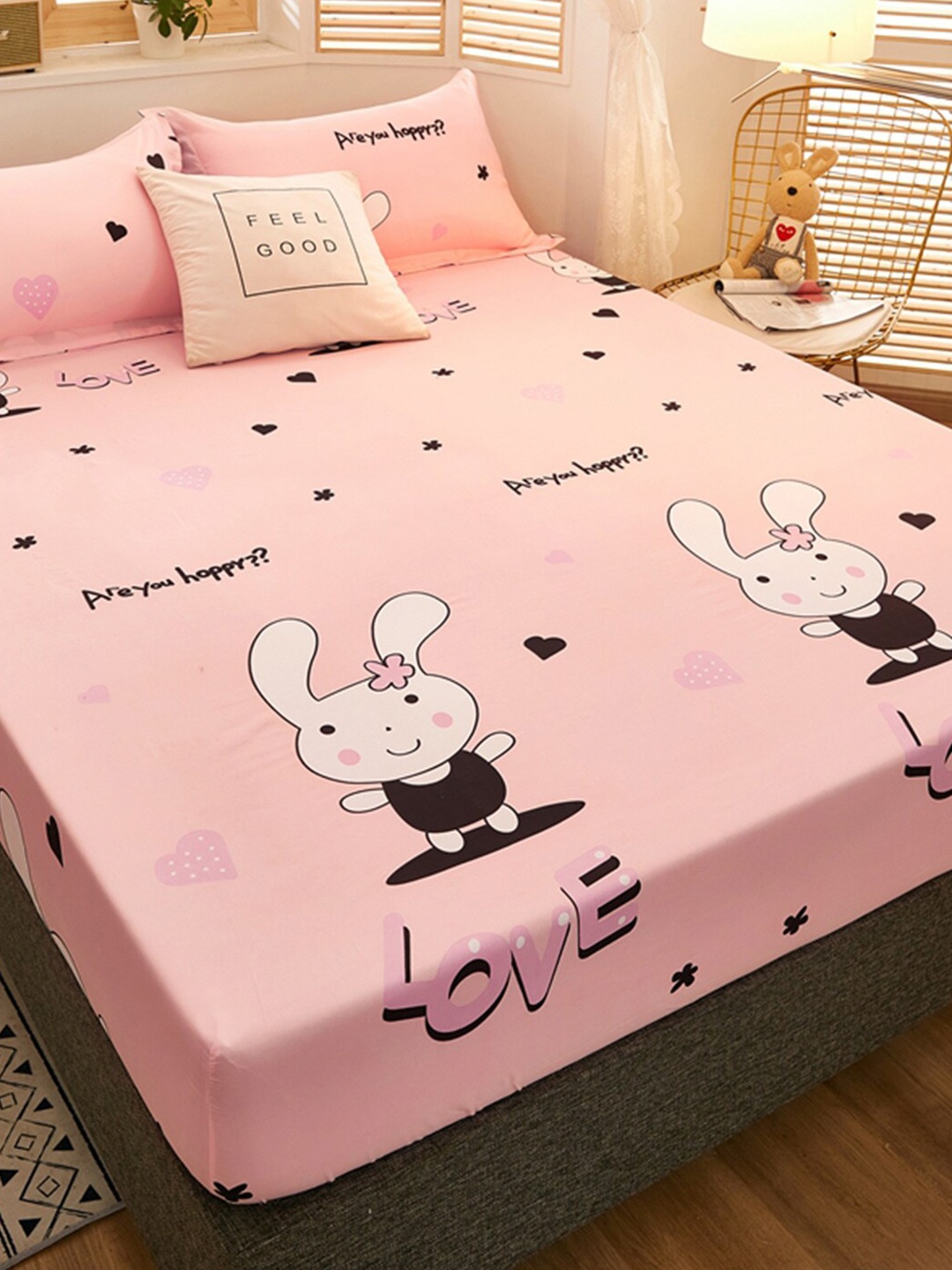 

JC HOME Pink & White Printed 160 TC Fitted King Bedsheet & 2 Pillow Covers