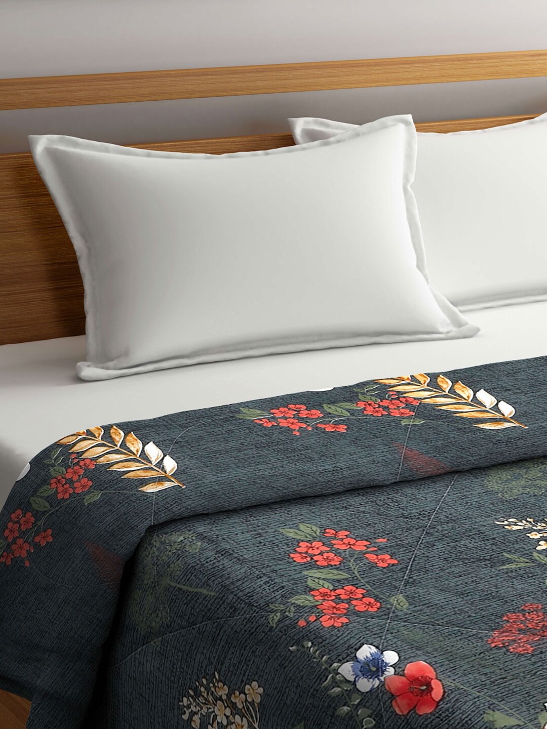 

FABINALIV Grey & Red Floral AC Room 400 GSM Double Bed Comforter