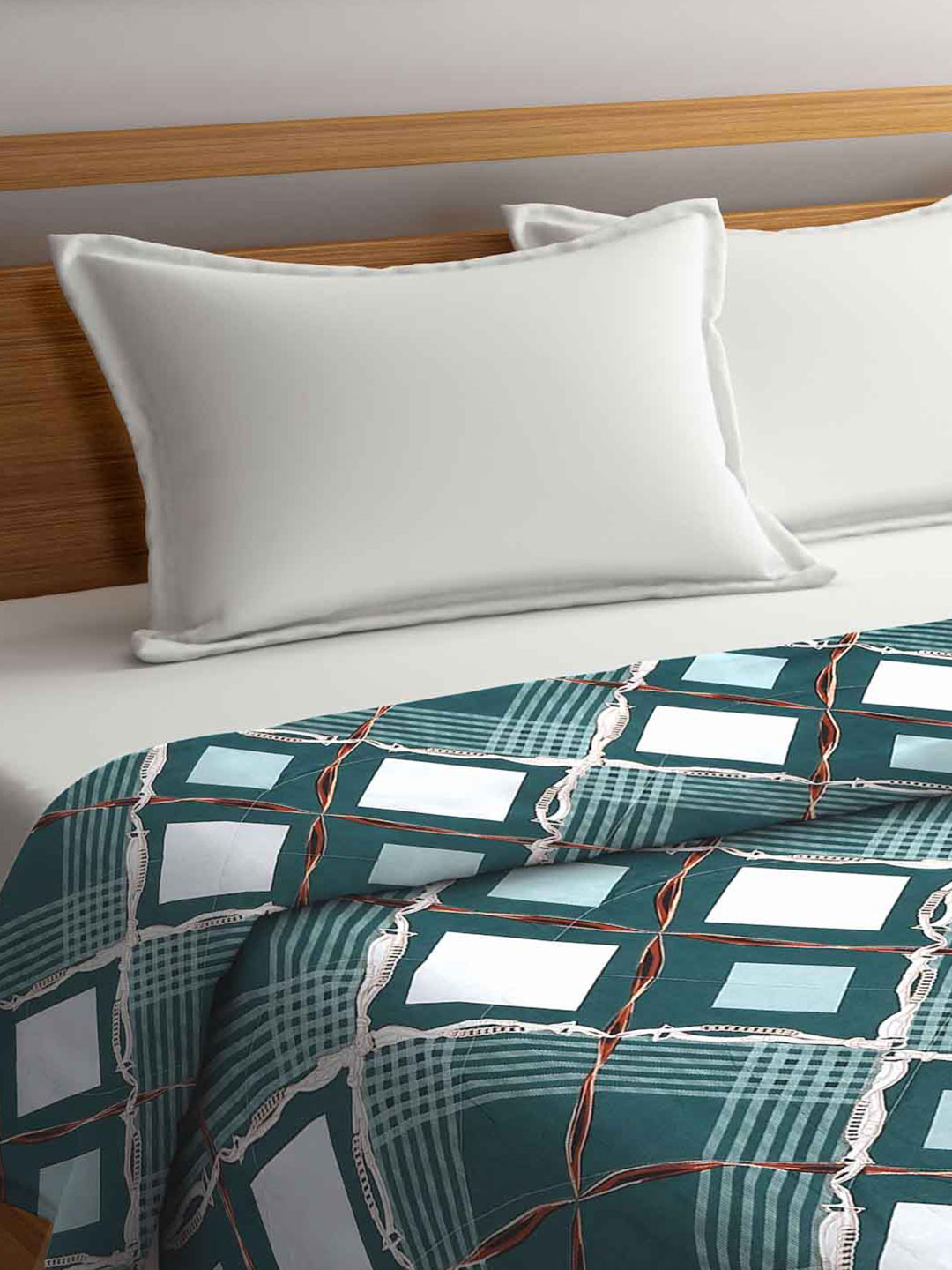 

FABINALIV Green & White Geometric 400 GSM Micro Fiber Filling AC Room Double Bed Comforter