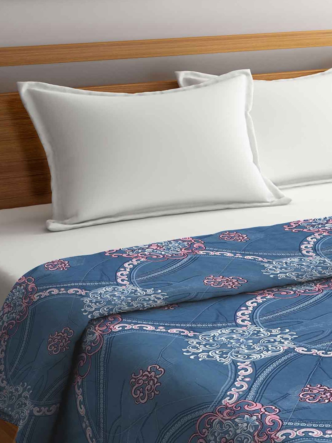 

FABINALIV Blue Ethnic Motifs AC Room 400 GSM Double Bed Comforter