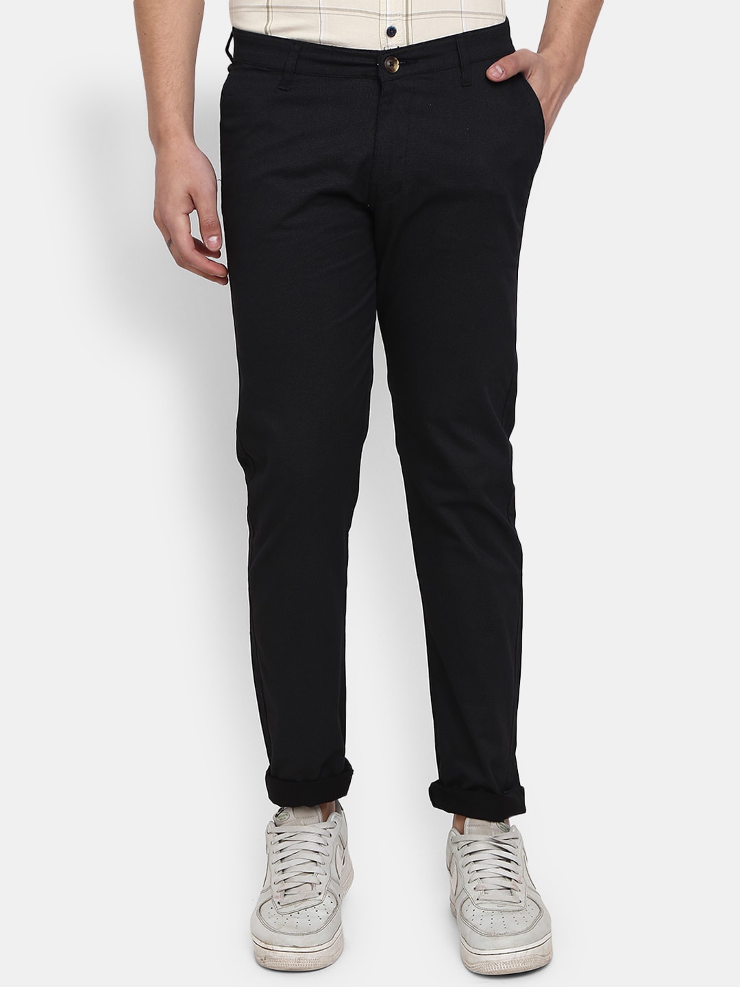 

V-Mart Men Mid-Rise Slim Fit Chinos Trousers, Black