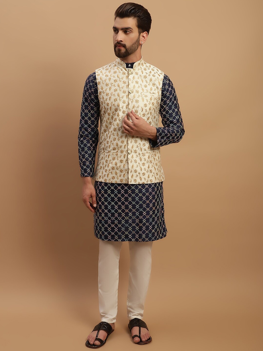 

SOJANYA Ethnic Motifs Embroidered Kurta with Churidar & Nehru Jacket, Navy blue