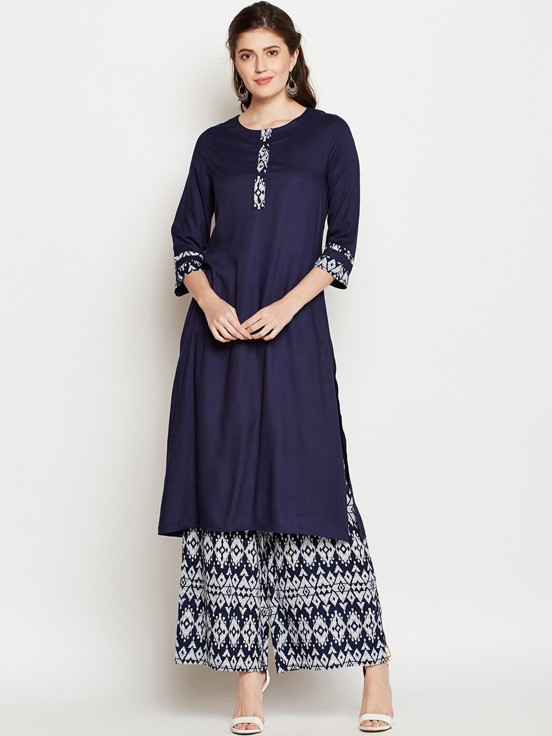 

RARE Navy Blue & White Ethnic Motifs Printed Straight Kurta With Palazzos