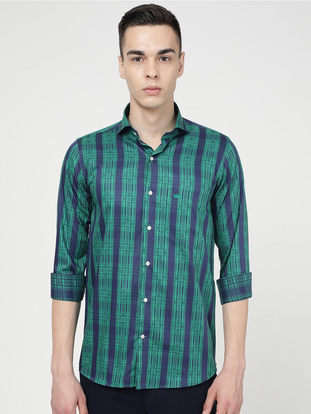 

FRENCH CROWN Standard Checked Regular Fit Cotton Casual Shirt, Green