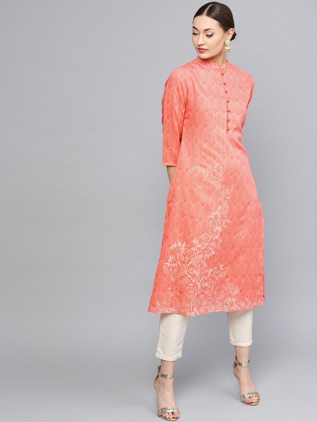 

RARE Coral & White Ethnic Motif Printed Mandarin Collar Kurta