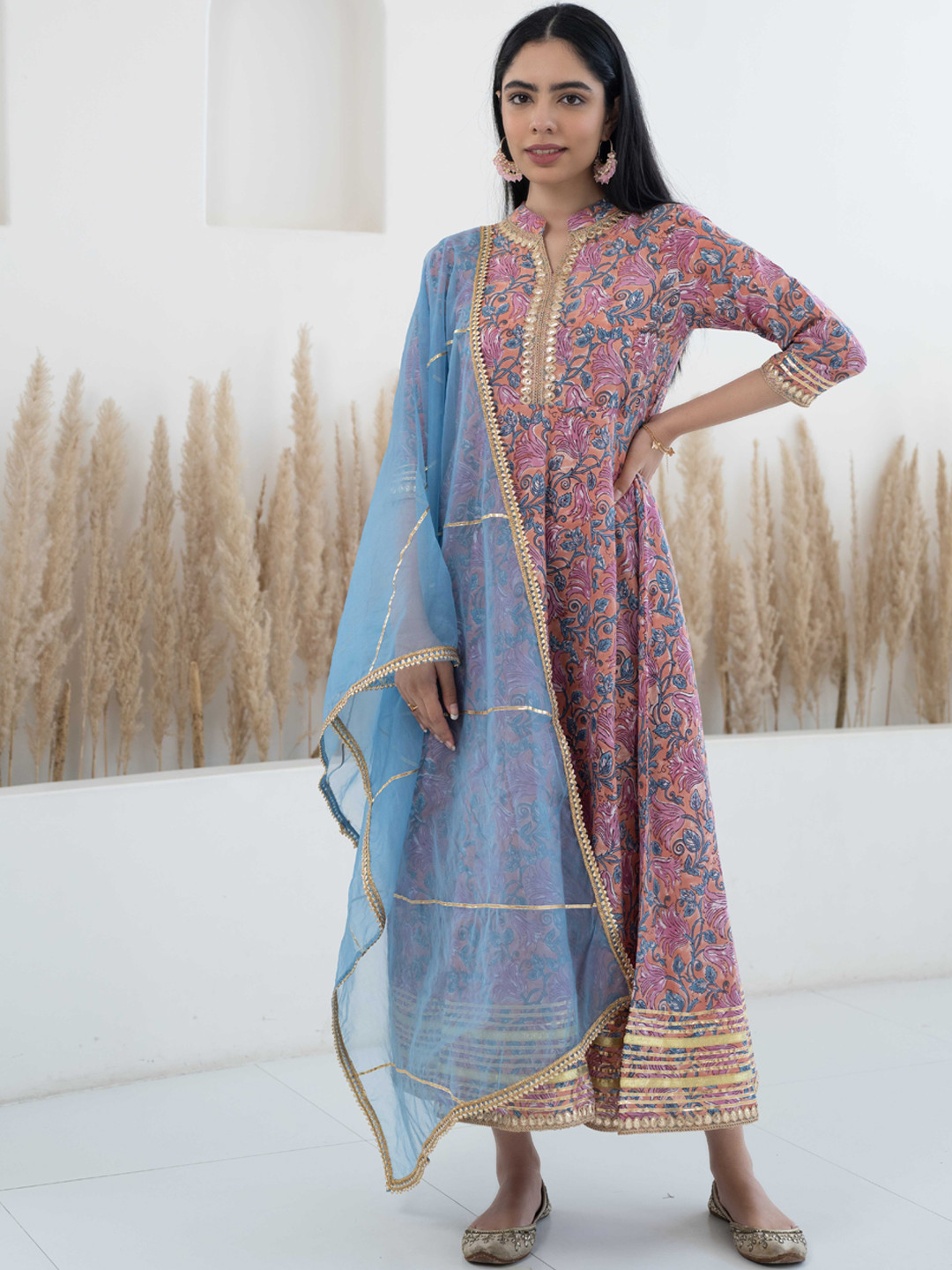 

Myshka Floral Printed Mandarin Collar Pure Cotton Ethnic Dress With Dupatta, Peach